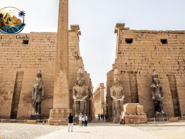 Luxor Privatausflug ab Hurghada oder Marsa Alam mit Tal der Könige und Tutanchamun Grab