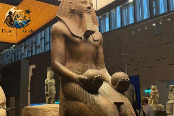 2 Tage Kairo Premium Ausflug mit Flug Pyramiden und Grand Egyptian Museum